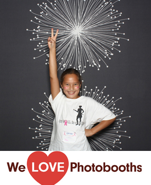 DJ's International Buffet Bar and Grill Photo Booth Image