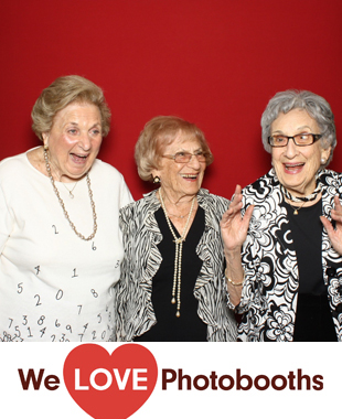 Atria on Roslyn Harbor Photo Booth Image