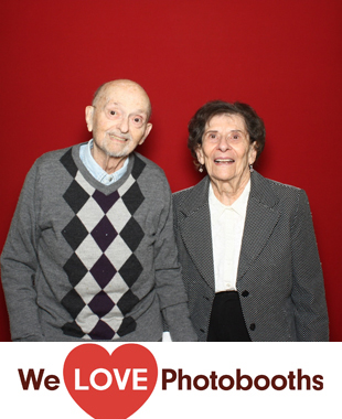 Atria on Roslyn Harbor Photo Booth Image