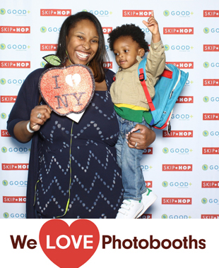 The Victorian Gardens at Central Park Photo Booth Image