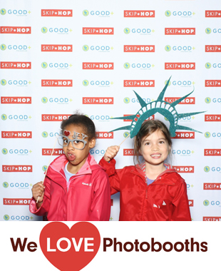 The Victorian Gardens at Central Park Photo Booth Image