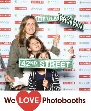 The Victorian Gardens at Central Park Photo Booth Image