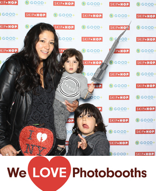 The Victorian Gardens at Central Park Photo Booth Image