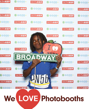 The Victorian Gardens at Central Park Photo Booth Image