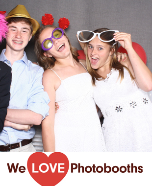 The Boathouse at Mercer Lake Photo Booth Image