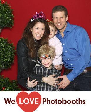 Alice + Olivia Showroom Photo Booth Image