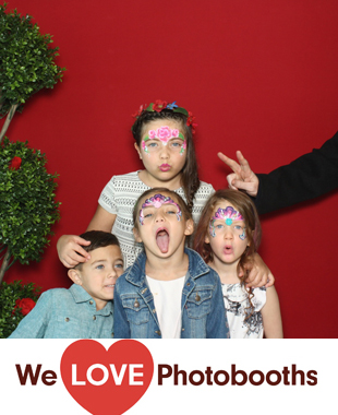 Alice + Olivia Showroom Photo Booth Image