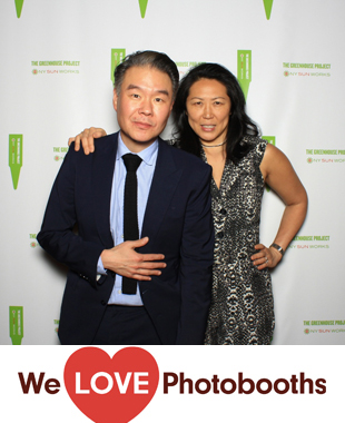 The Top of The Standard Photo Booth Image