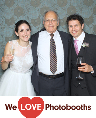 Pleasantdale Chateau Photo Booth Image