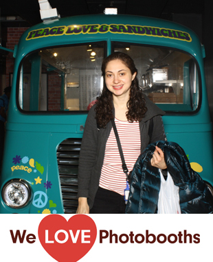 JFK Terminal 4 Retail Lounge Photo Booth Image
