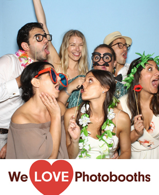 Brush Hill Gardens Photo Booth Image