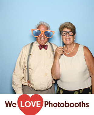 Brush Hill Gardens Photo Booth Image