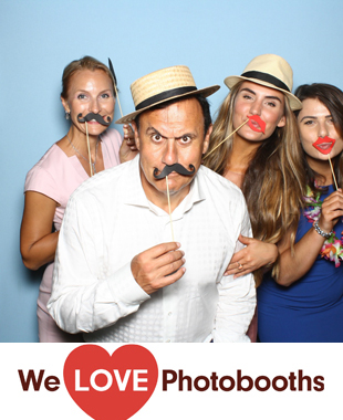 Brush Hill Gardens Photo Booth Image
