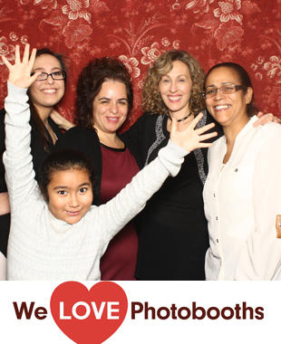 Pine Bar and Grill Photo Booth Image