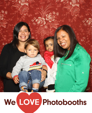 Pine Bar and Grill Photo Booth Image