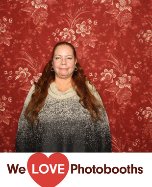 Pine Bar and Grill Photo Booth Image