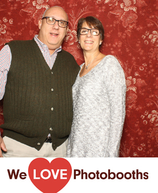 Pine Bar and Grill Photo Booth Image