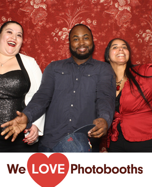 Pine Bar and Grill Photo Booth Image