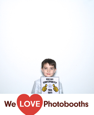 Oceans 8 at Brownstone Billiards Photo Booth Image