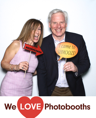 Oceans 8 at Brownstone Billiards Photo Booth Image