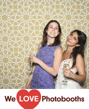 Red Maple Vineyard Photo Booth Image