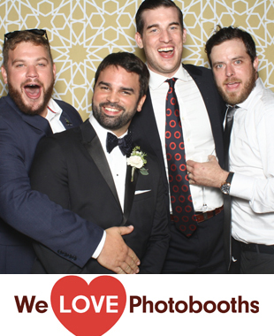 Red Maple Vineyard Photo Booth Image