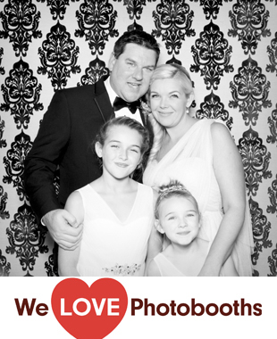 The Inn at New Hyde Park Photo Booth Image