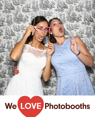 620 Loft and Garden Photo Booth Image