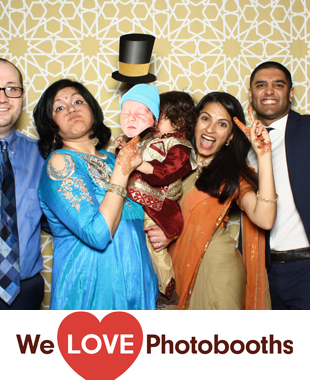 Metropolitan Building Photo Booth Image