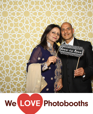 Metropolitan Building Photo Booth Image