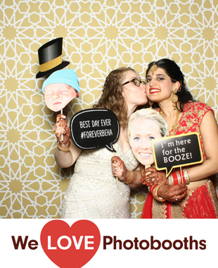 Metropolitan Building Photo Booth Image