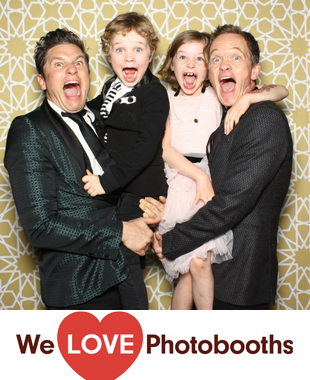 Metropolitan Building Photo Booth Image