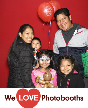 PS 82Q Photo Booth Image