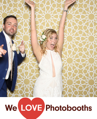 WoodsEdge Farm Photo Booth Image