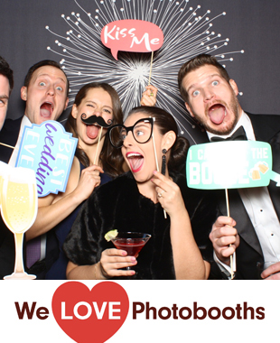 The Metropolitan Club Photo Booth Image