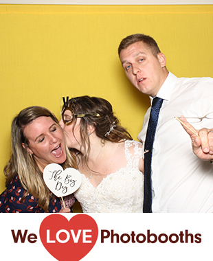 Holly Hedge Estate Photo Booth Image