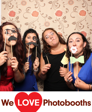 Full Moon Resort Photo Booth Image