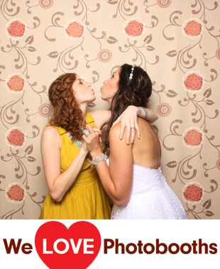 Full Moon Resort Photo Booth Image