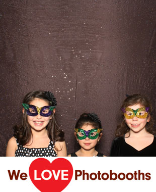 The Historic Old Bermuda Inn Photo Booth Image