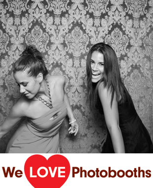 Mansion at Woodside Acres Photo Booth Image