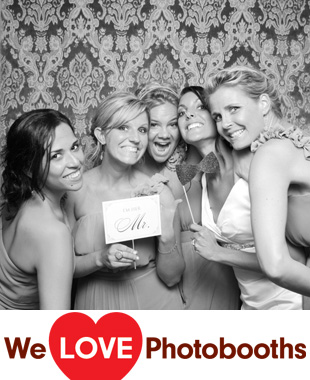 Mansion at Woodside Acres Photo Booth Image