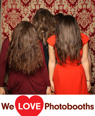 Galapagos Art Space Photo Booth Image