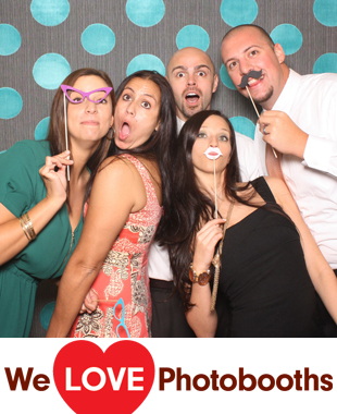 Mercer Oaks Catering Photo Booth Image