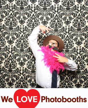 Holly Hedge Estate Photo Booth Image