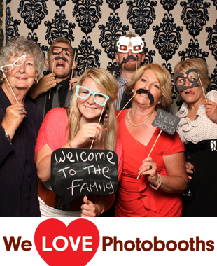 Galapagos Art Space Photo Booth Image