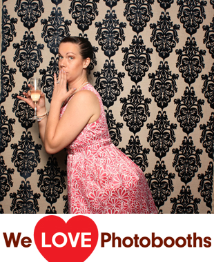 Galapagos Art Space Photo Booth Image