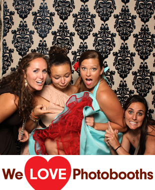 Galapagos Art Space Photo Booth Image