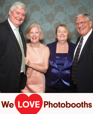 Water's Edge Photo Booth Image