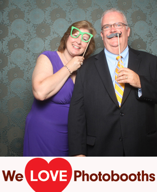 Water's Edge Photo Booth Image