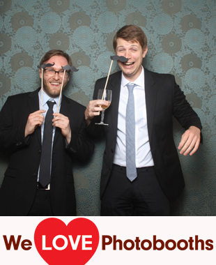 Water's Edge Photo Booth Image